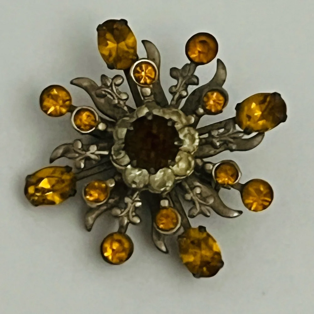 Vintage Amber Rhinestone Atomic Starburst Brooch 1.25” Mid Century Spray Pin
